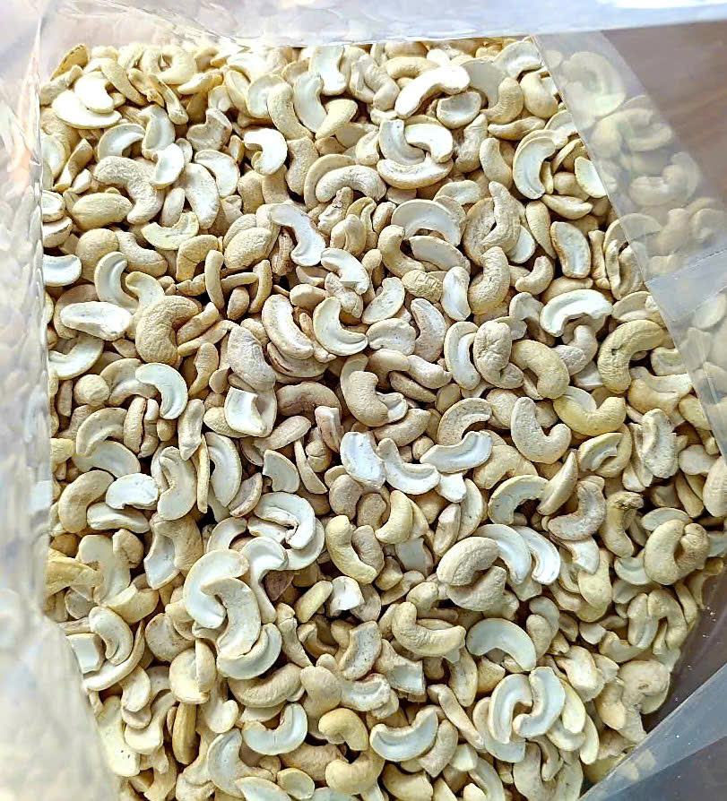 RAW CASHEW - WHITE SPLIT (WS1) - 500G (PRODUCT FROM VIETNAM)