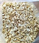 RAW CASHEW - WHITE SPLIT (WS1) - 500G (PRODUCT FROM VIETNAM)